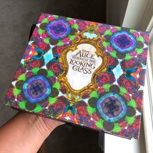 Urban Decay Alice Through The Looking Glass
